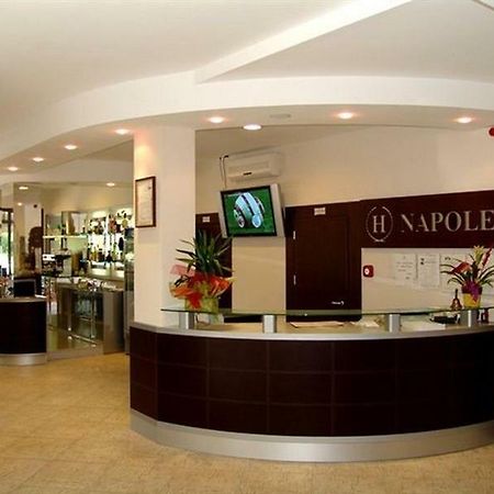 Hotel Napoleon San Mauro Mare ภายนอก รูปภาพ