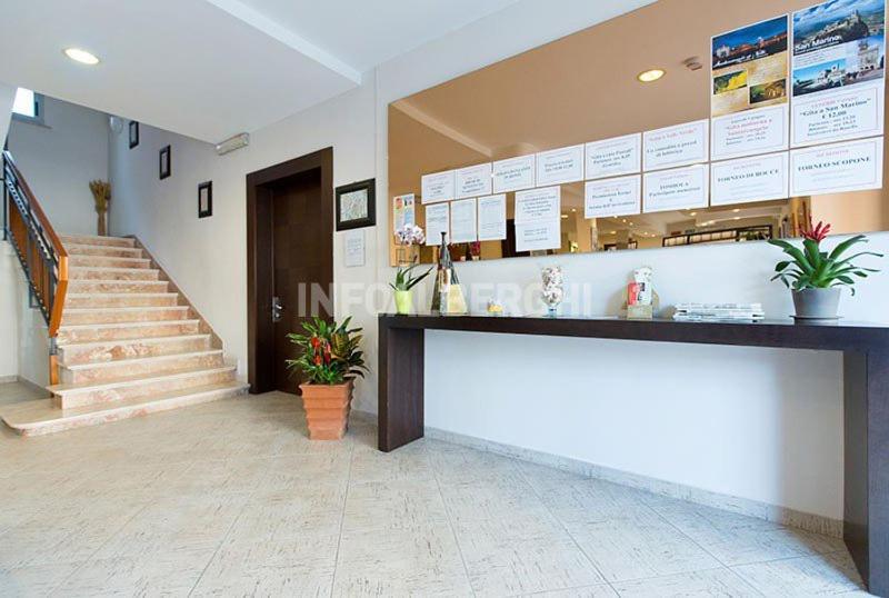 Hotel Napoleon San Mauro Mare ภายนอก รูปภาพ